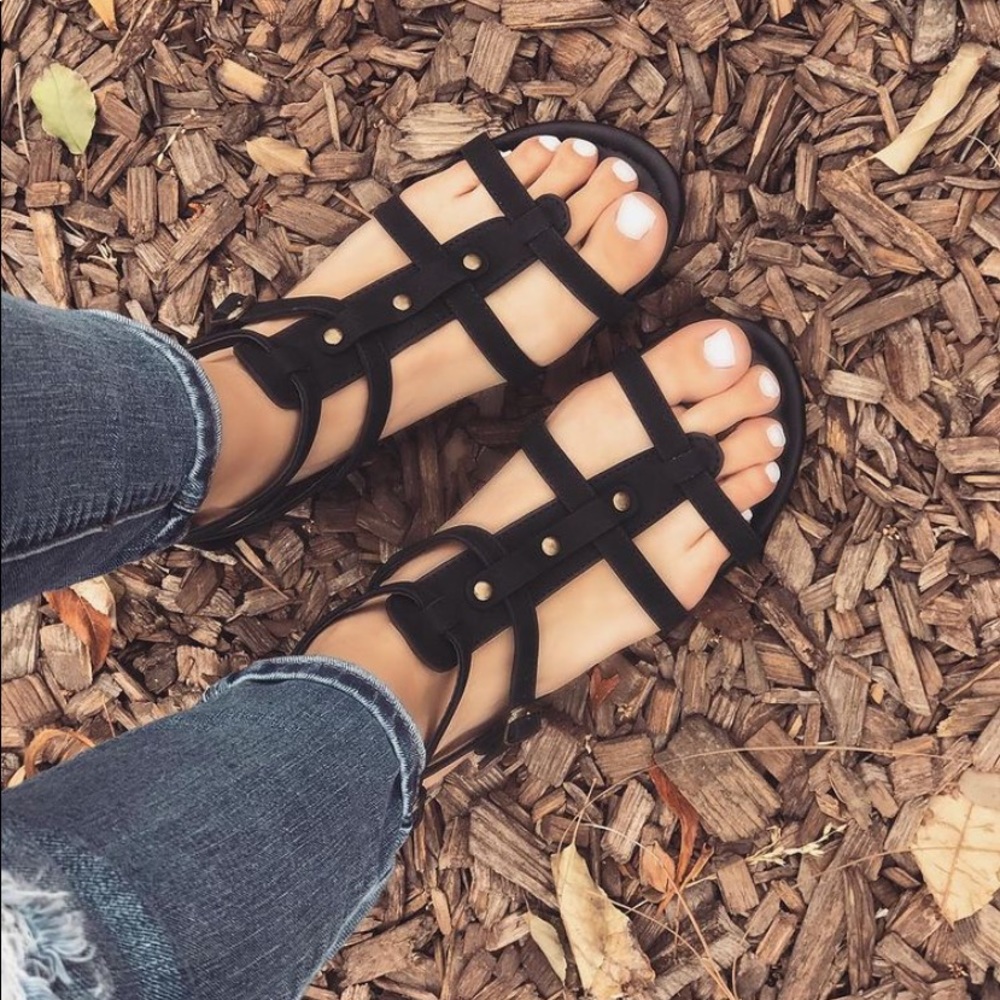 AY- black sandals